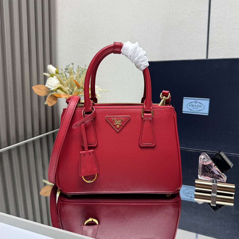 Small Pra*a Galleria Saffiano leather bag
