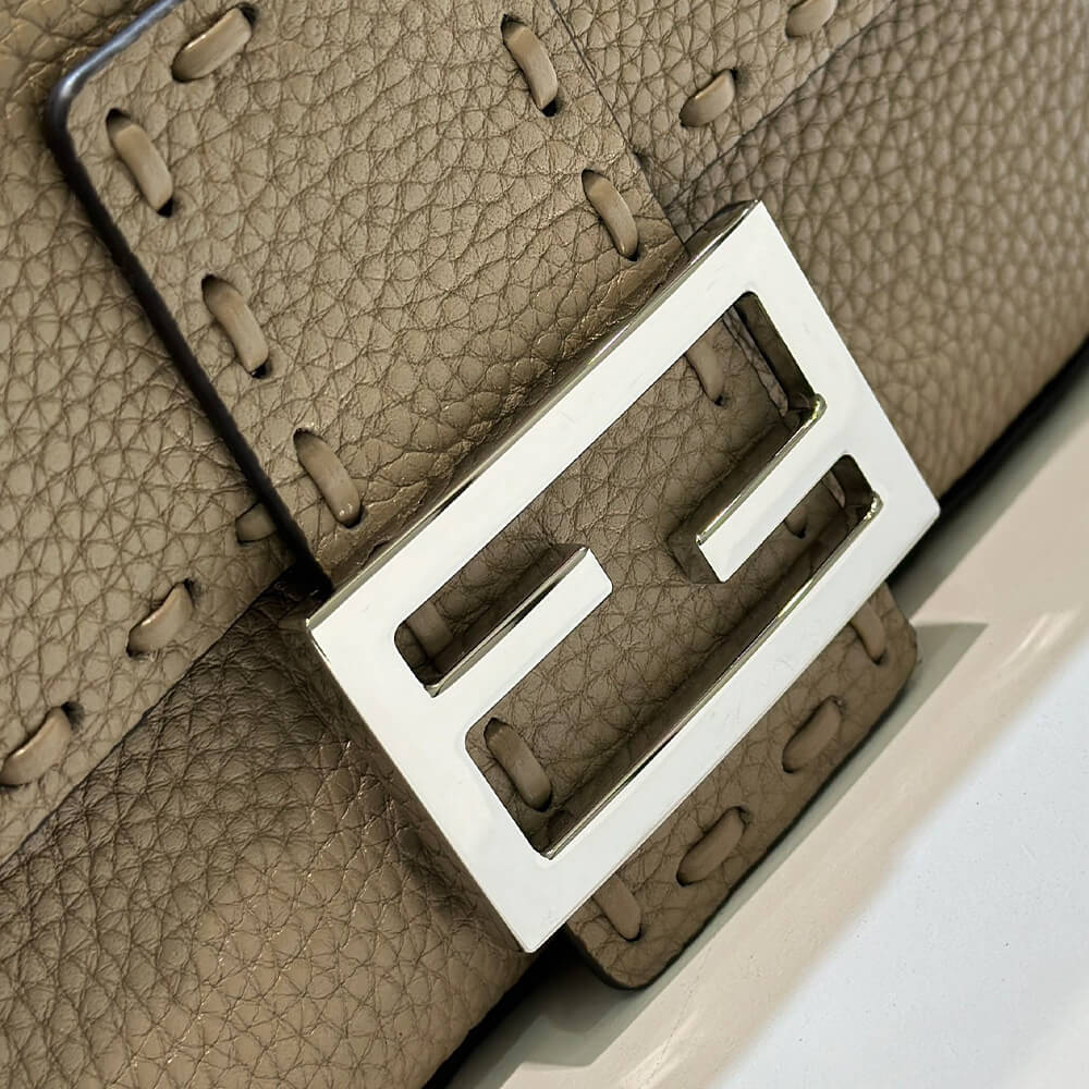 F**di Baguette Mini(HIGH-END GRADE)