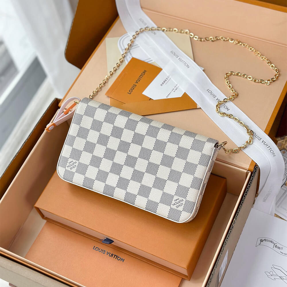 LV Pochette Félicie