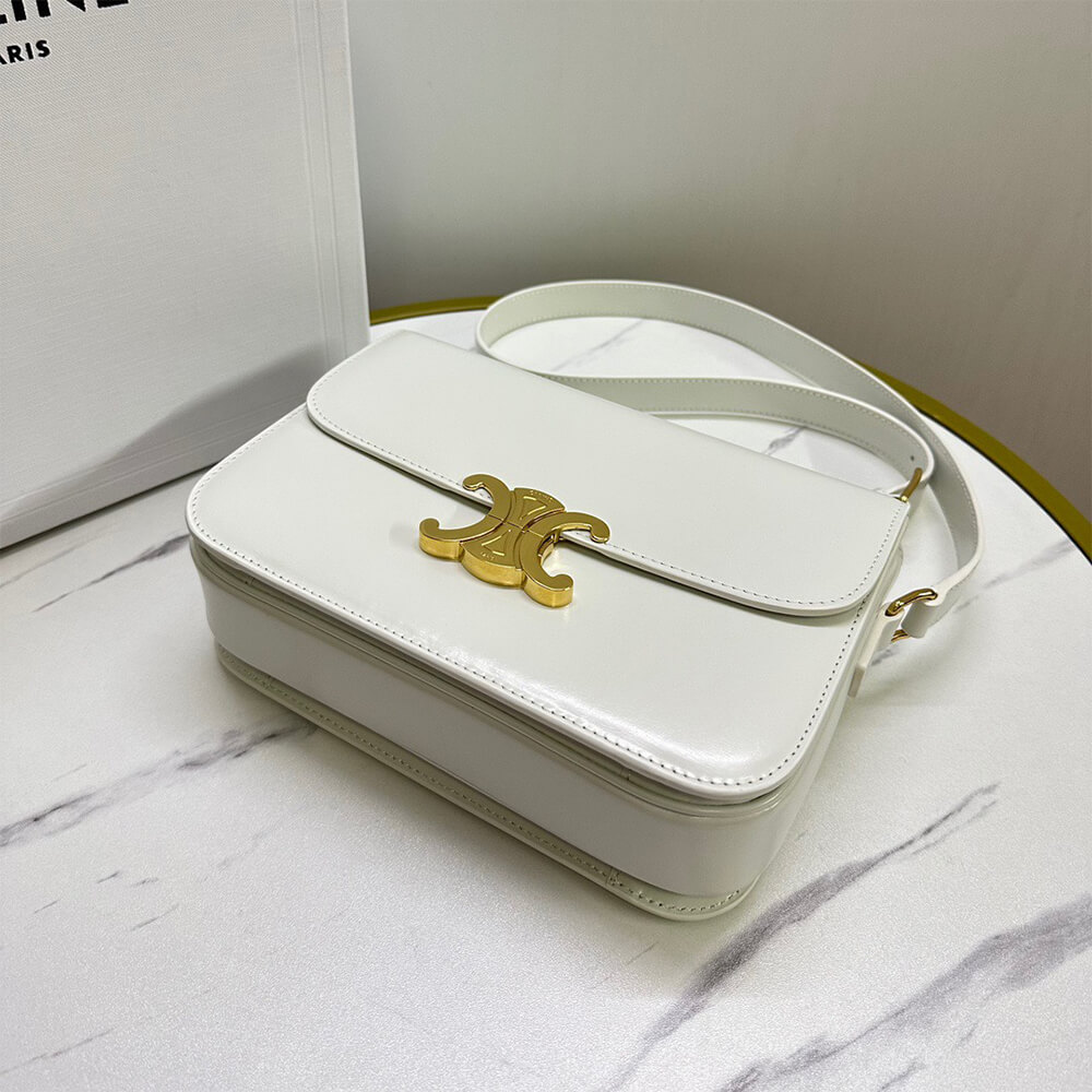 Ce1i*e CLASSIQUE TRIOMPHE BAG in shiny calfskin(HIGH-END GRADE)