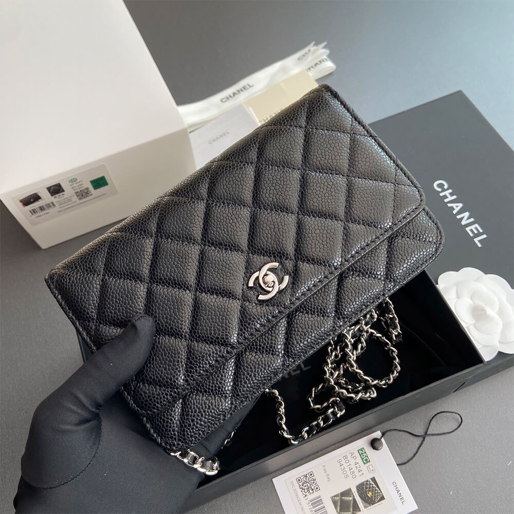 Ch**el Classic Wallet On Chain(high-end grade)