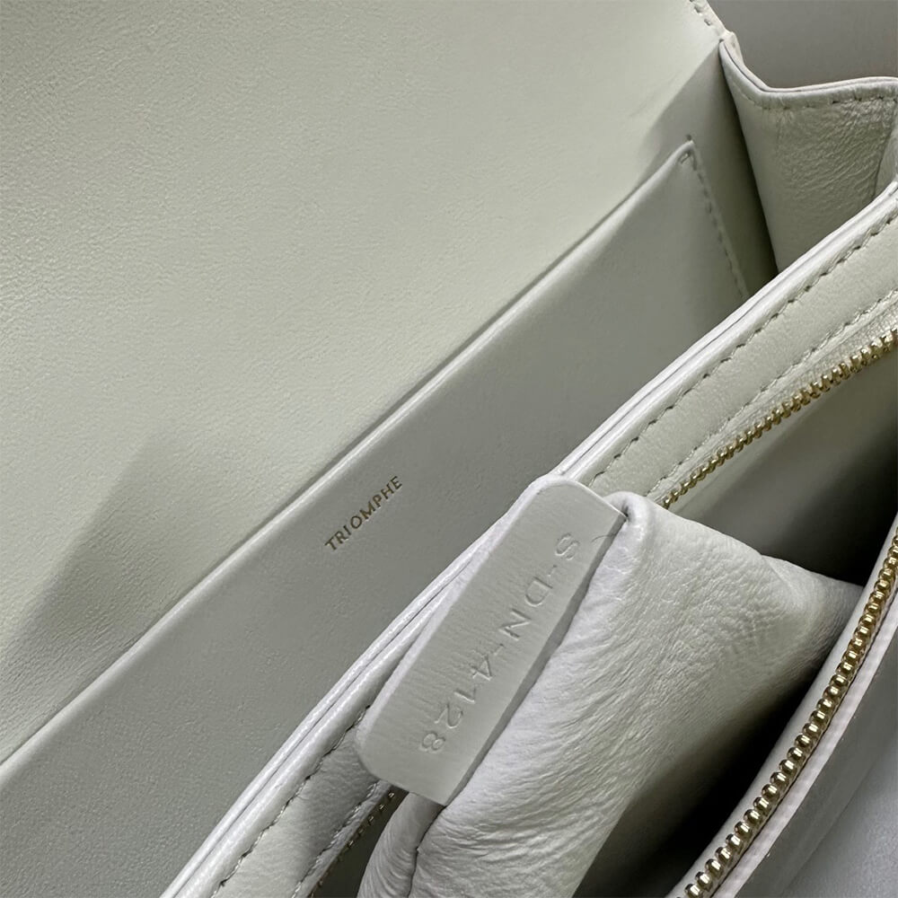 Ce1i*e CLASSIQUE TRIOMPHE BAG in shiny calfskin(HIGH-END GRADE)