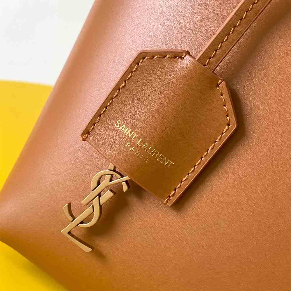 Y51 Mini Toy SHOPPING Sa1nt Lau*nt in box leather