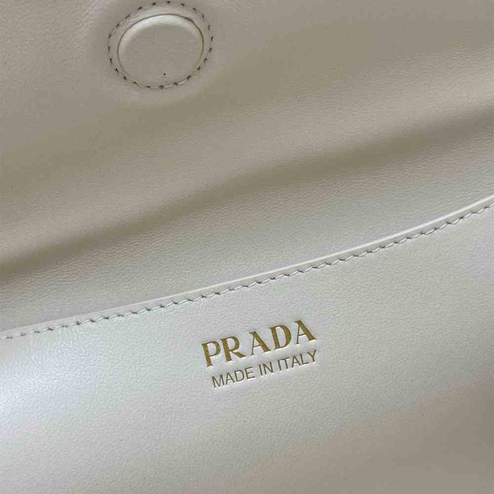 Small Pra*a Tumulte nappa leather bag(HIGH-END GRADE)