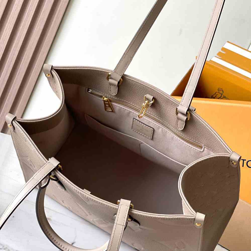 LV Onthego MM