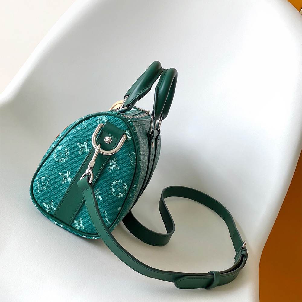 LV Keepall Bandoulière 25