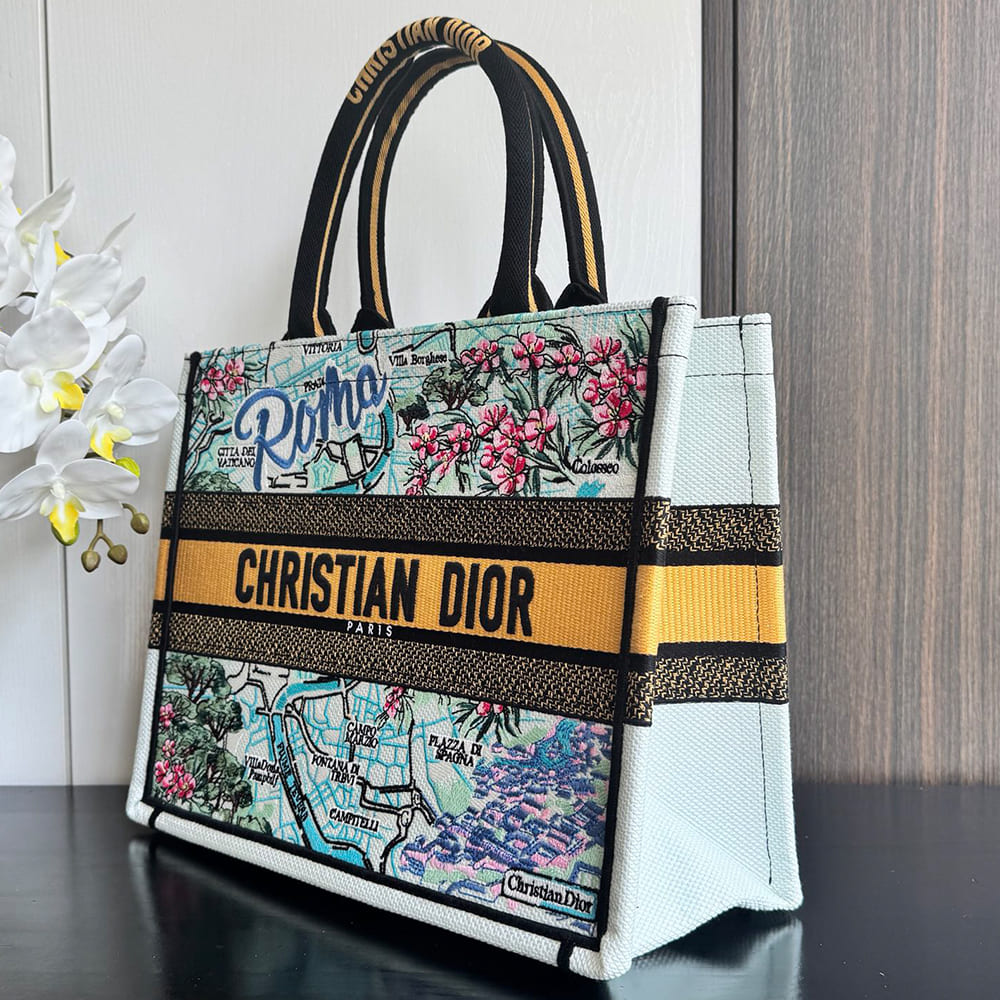 D10r Souvenir Medium D10r Book Tote