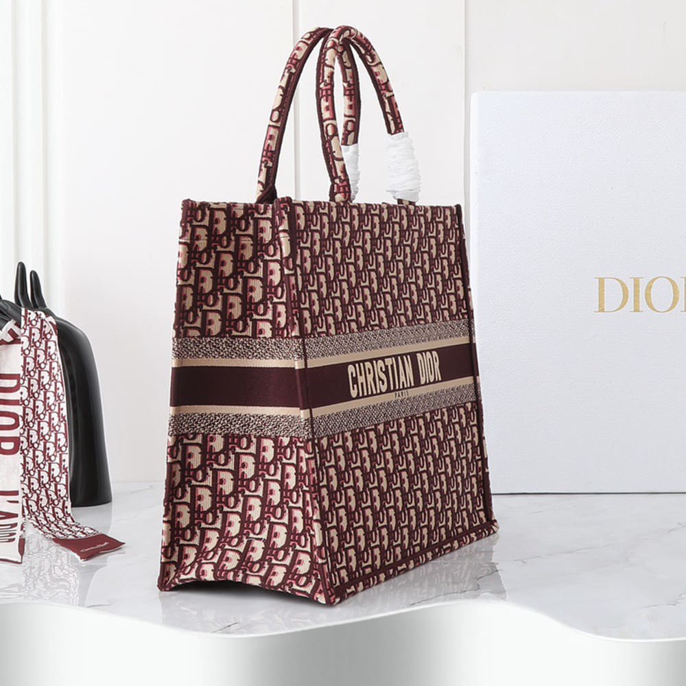 D10r Large D10r Book Tote