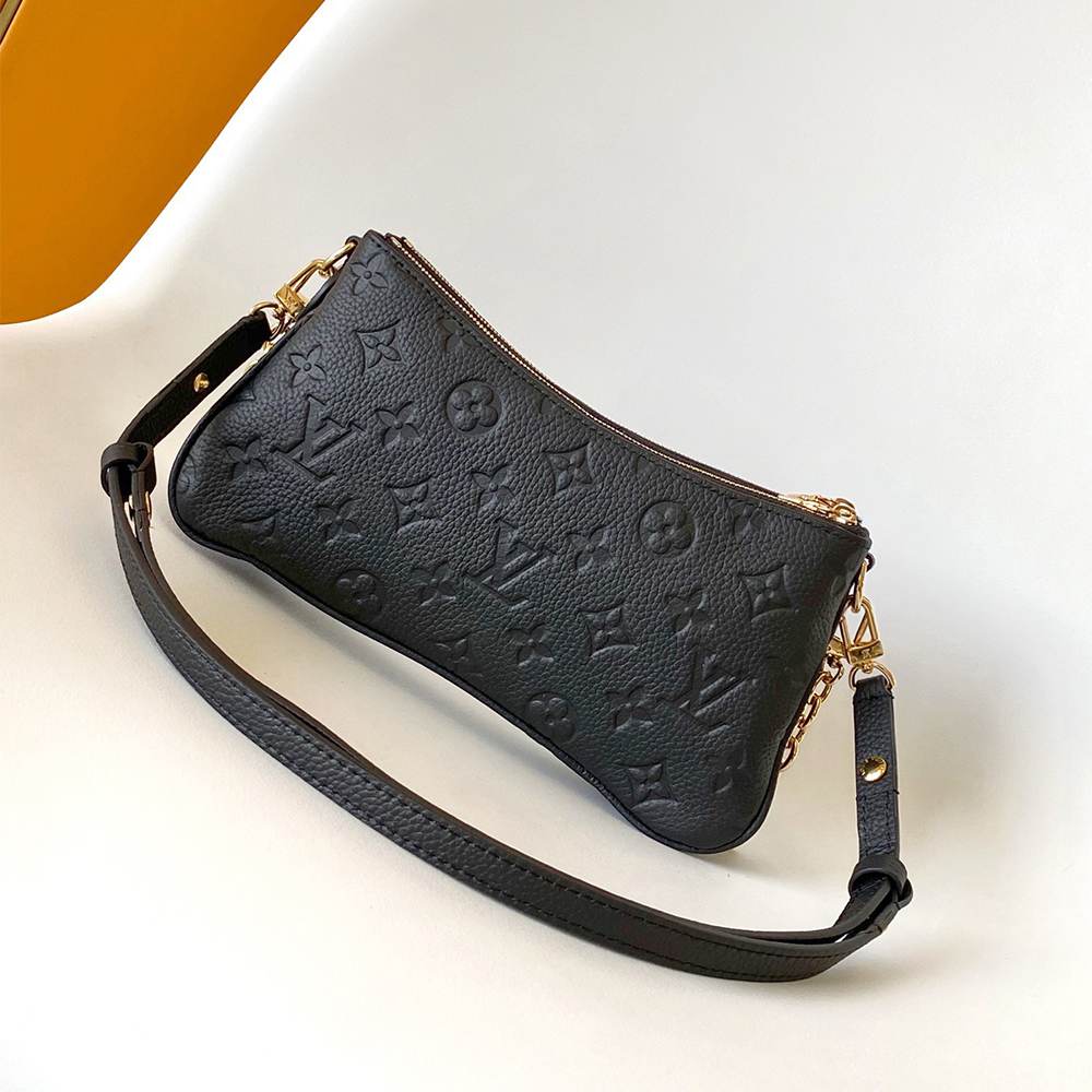 LV Pochette Liv