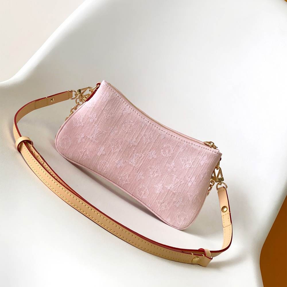 LV Pochette Liv