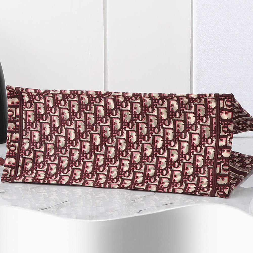 D10r Large D10r Book Tote