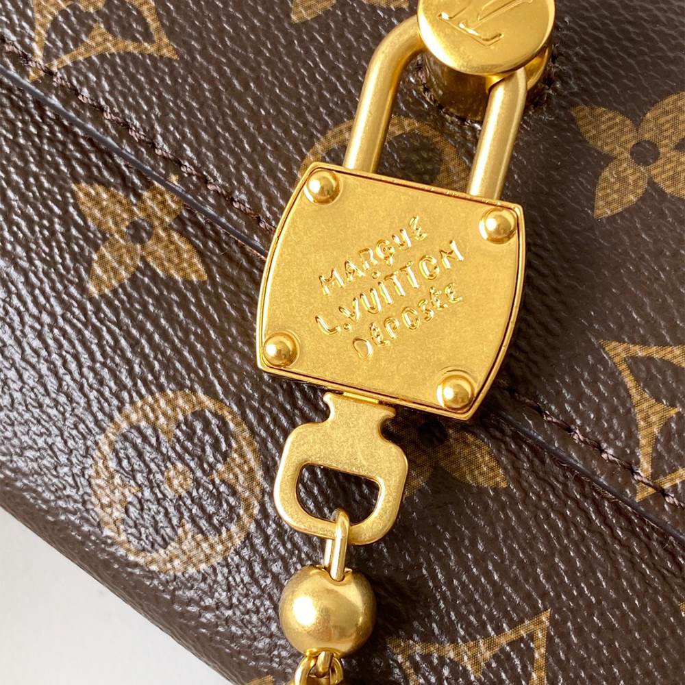 LV Steamer Wearable Wallet