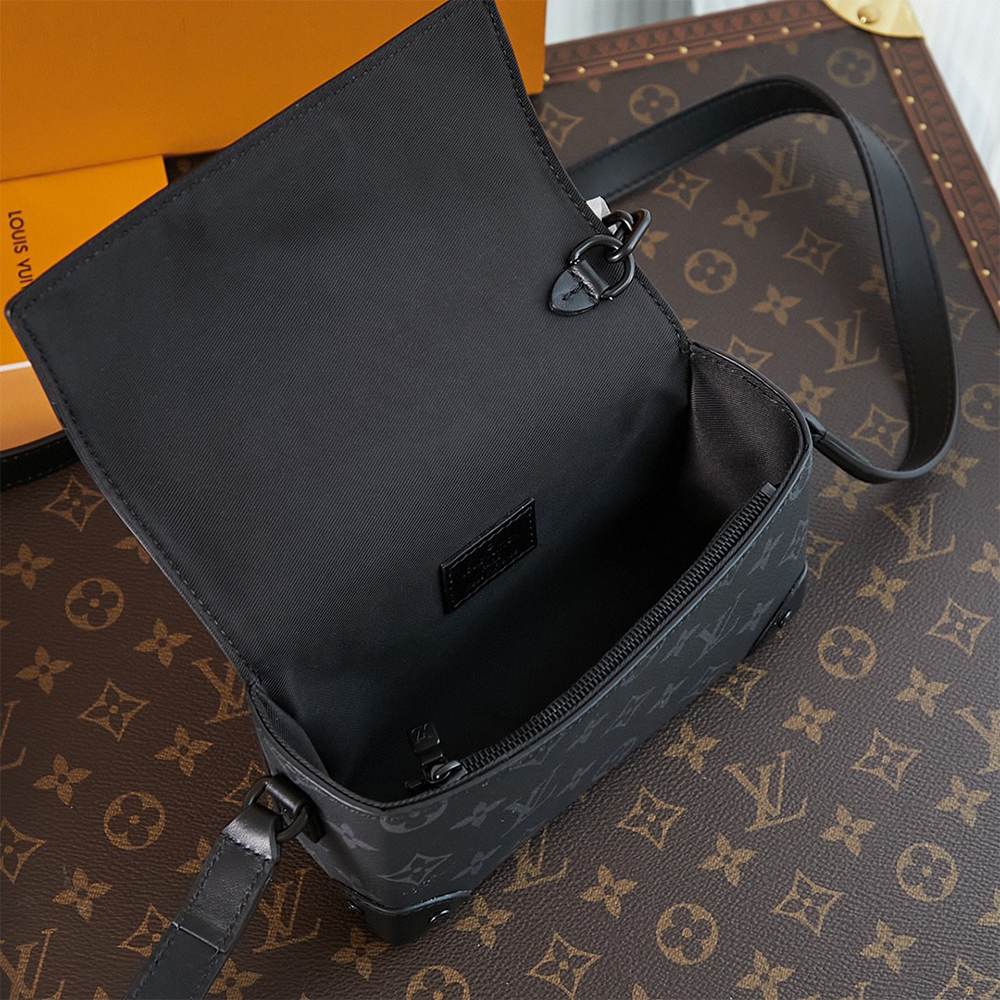 LV Steamer Wearable Wallet
