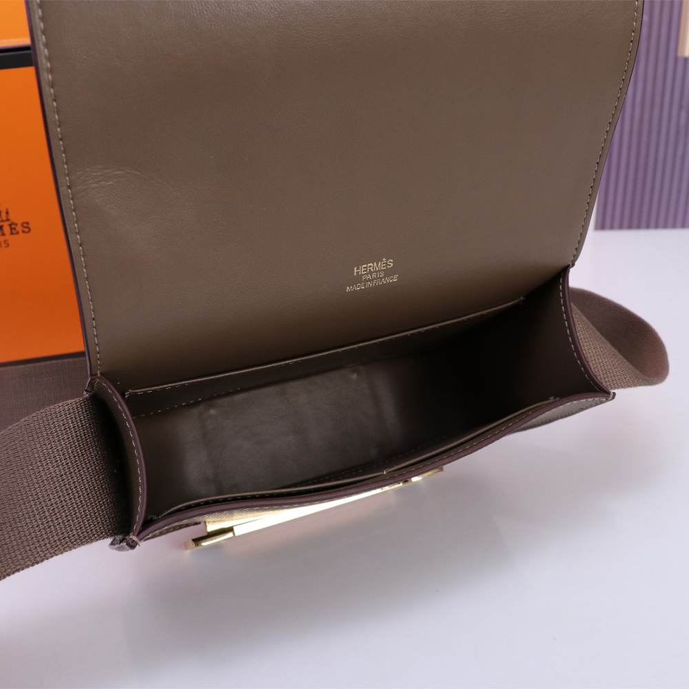 H**me5 Geta Bag