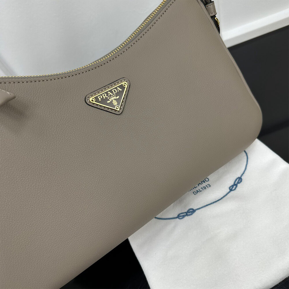 Pra*a Aimee medium leather shoulder bag