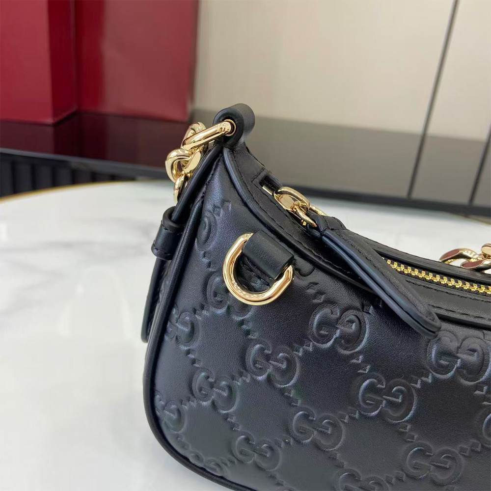 GG Emblem mini shoulder bag