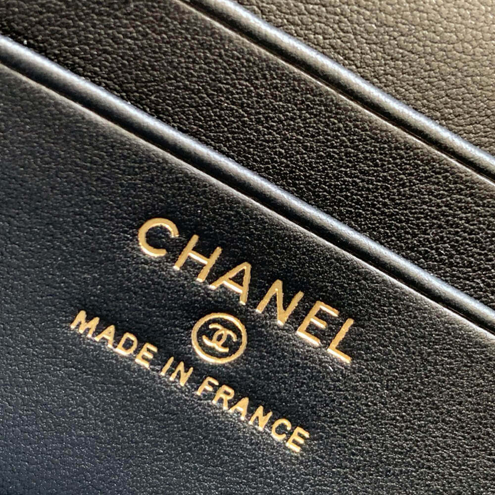 Ch**el Vanity with Chain(high-end grade)