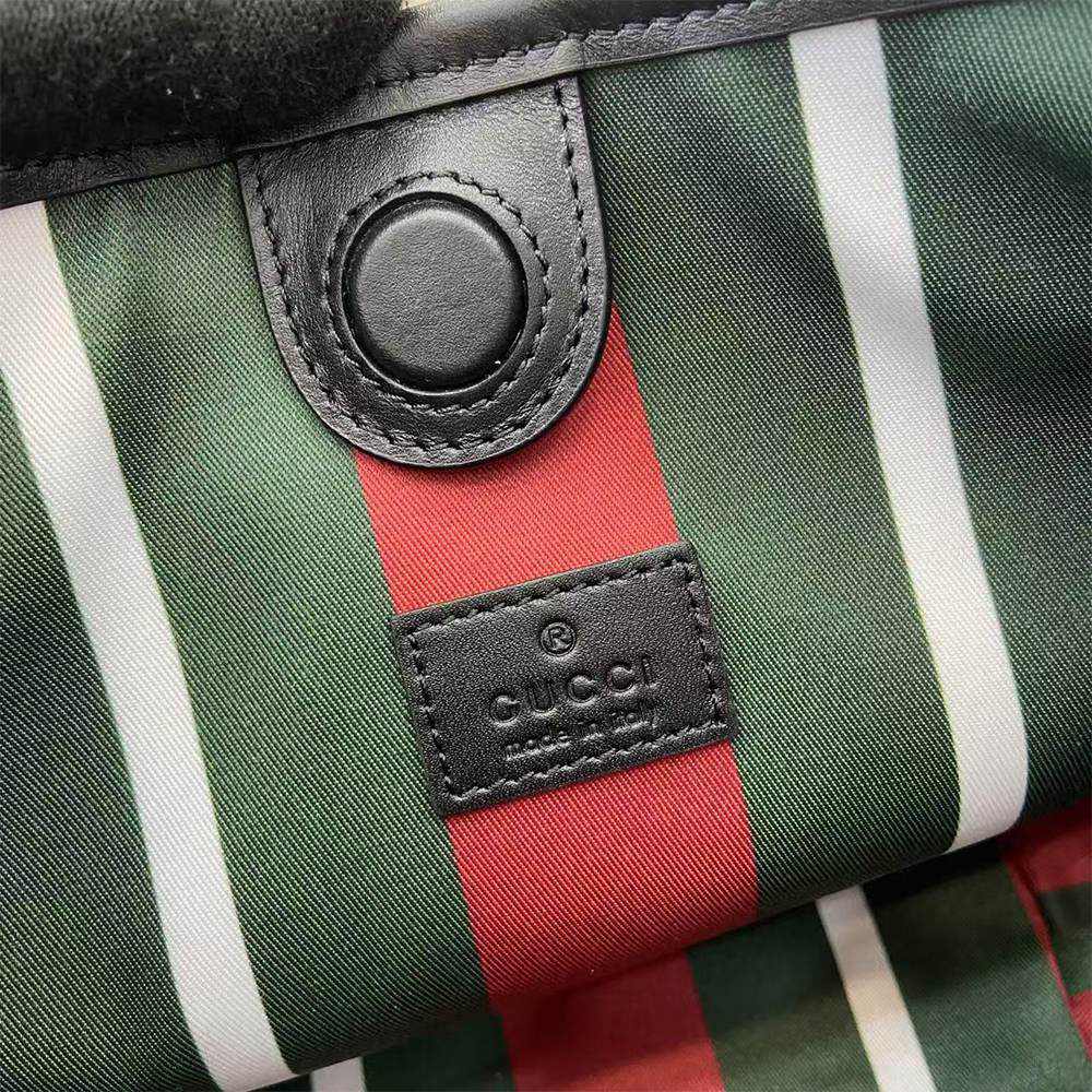 GG Emblem nano bucket bag