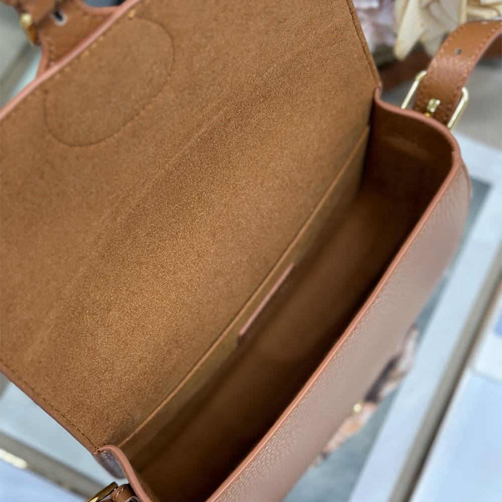 D10r Medium D10r Bobby Bag
