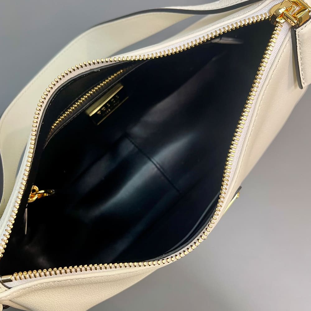 Pra*a Aimee medium leather shoulder bag