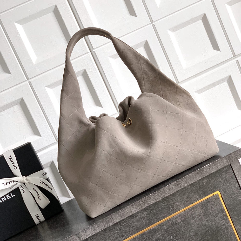 Ch**el LARGE HOBO BAG SUEDE(HIGH-END GRADE)