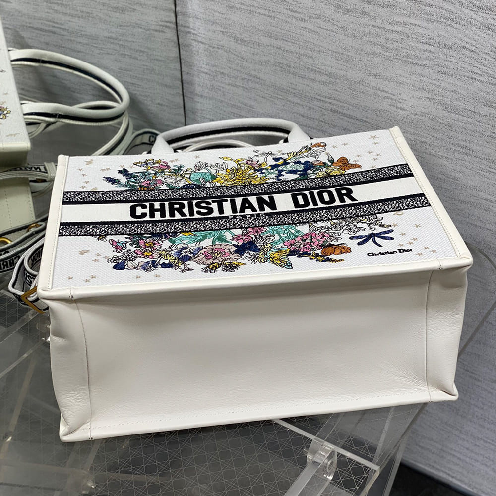 D10r Lucky Medium D10r Book Tote