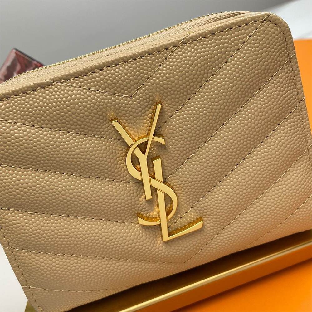 Y51 CASSANDRE MATELASSÉ compact zip around wallet in grain de poudre leather