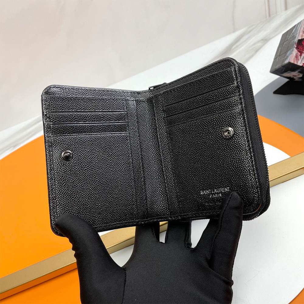 Y51 CASSANDRE MATELASSÉ compact zip around wallet in grain de poudre leather