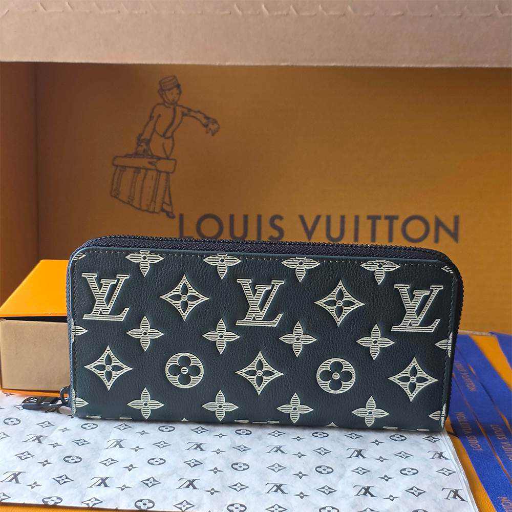 LV Zippy Wallet Horizontal