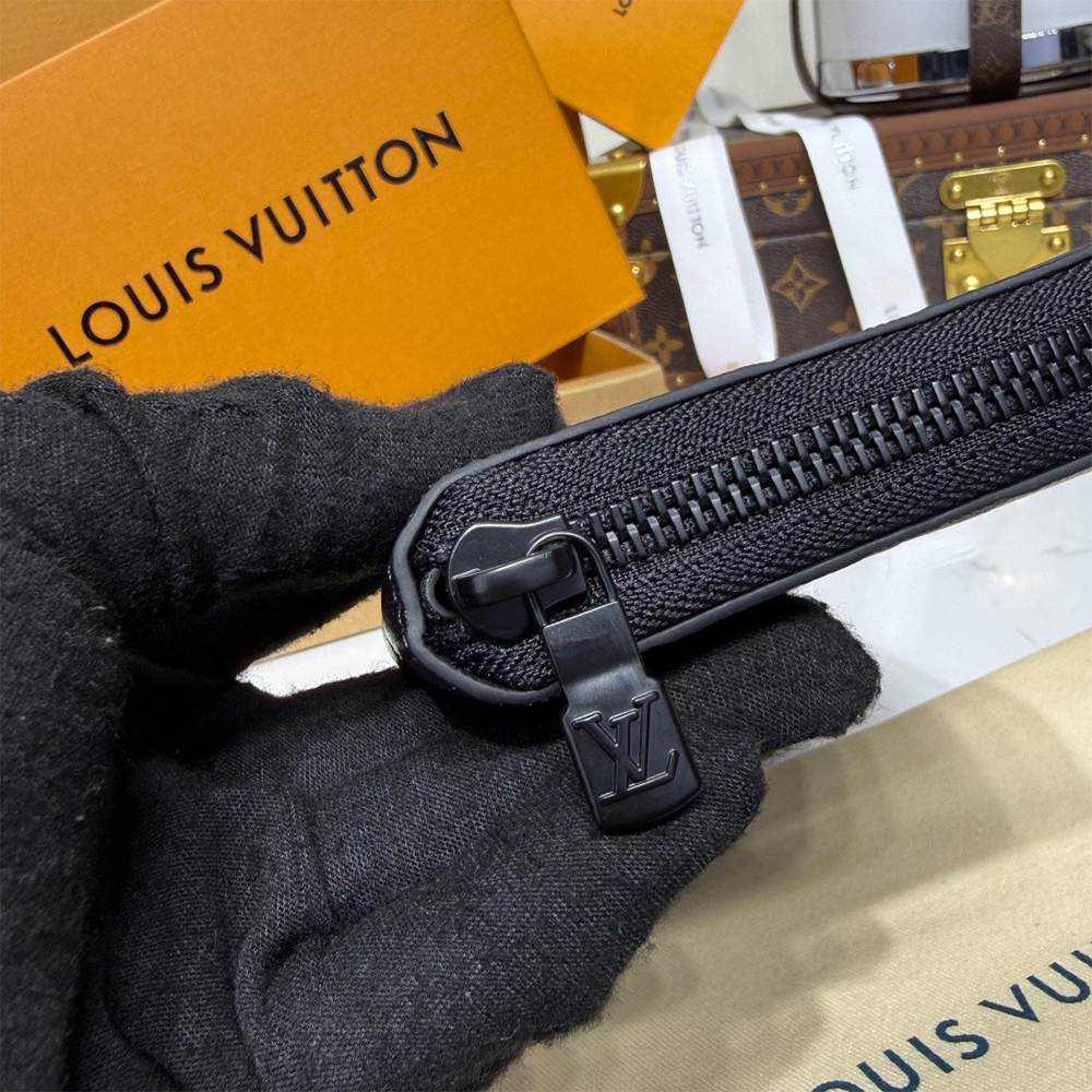 LV Zippy Wallet Horizontal