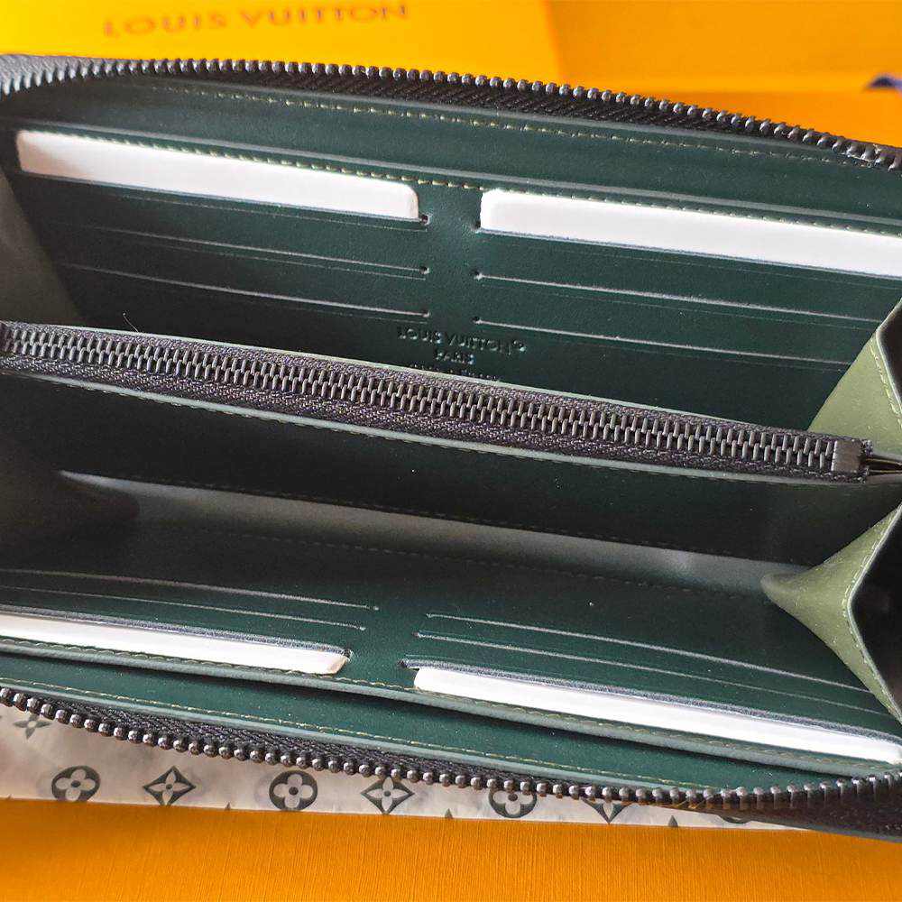 LV Zippy Wallet Horizontal