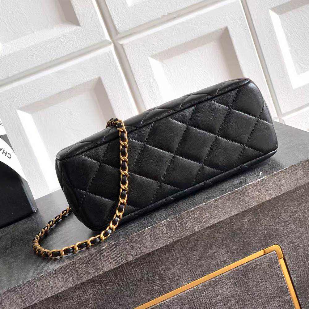 Ch**el Clutch(HIGH-END GRADE)