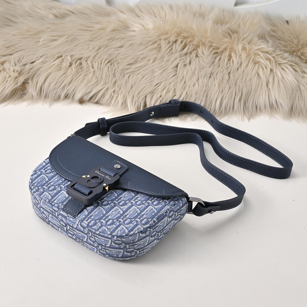 D10r Mini Saddle Messenger Bag with Flap