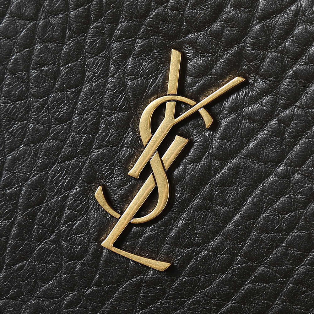 Y51 CASSANDRE XXL envelope pouch on chain in lambskin