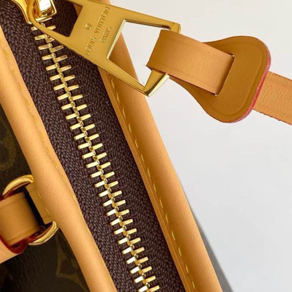 LV CarryAll East West