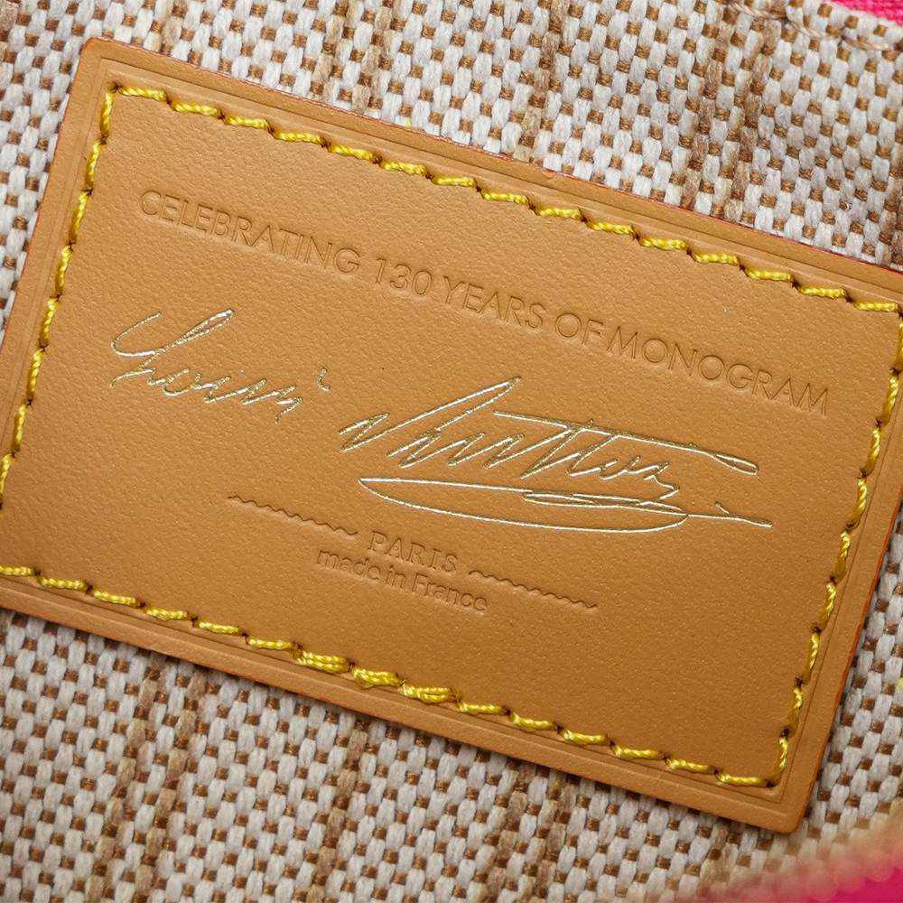 LV Pochette Liv