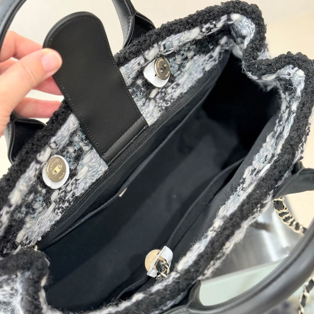Ch**el SMALL SHOPPING BAG(HIGH-END GRADE)