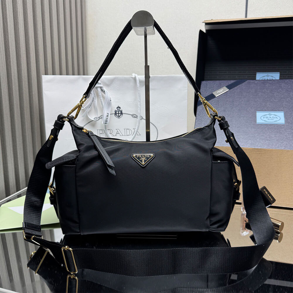 Pra*a Explore large Re-Nylon and leather bag(HIGH-END GRADE)