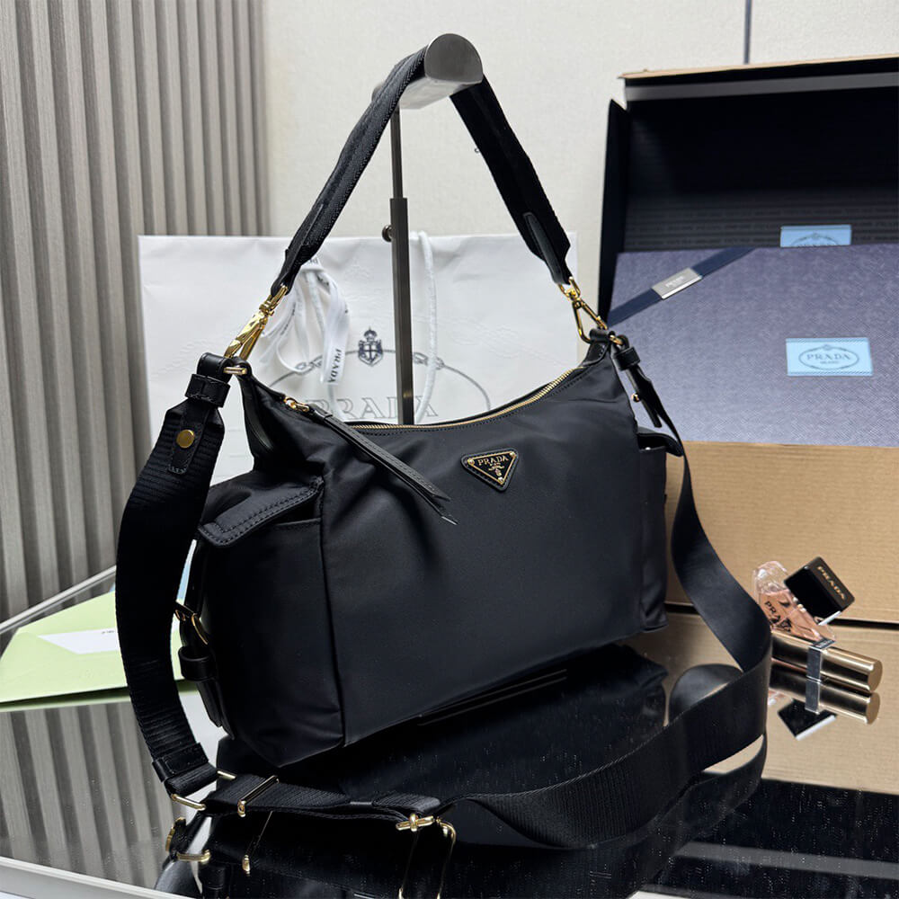 Pra*a Explore large Re-Nylon and leather bag(HIGH-END GRADE)