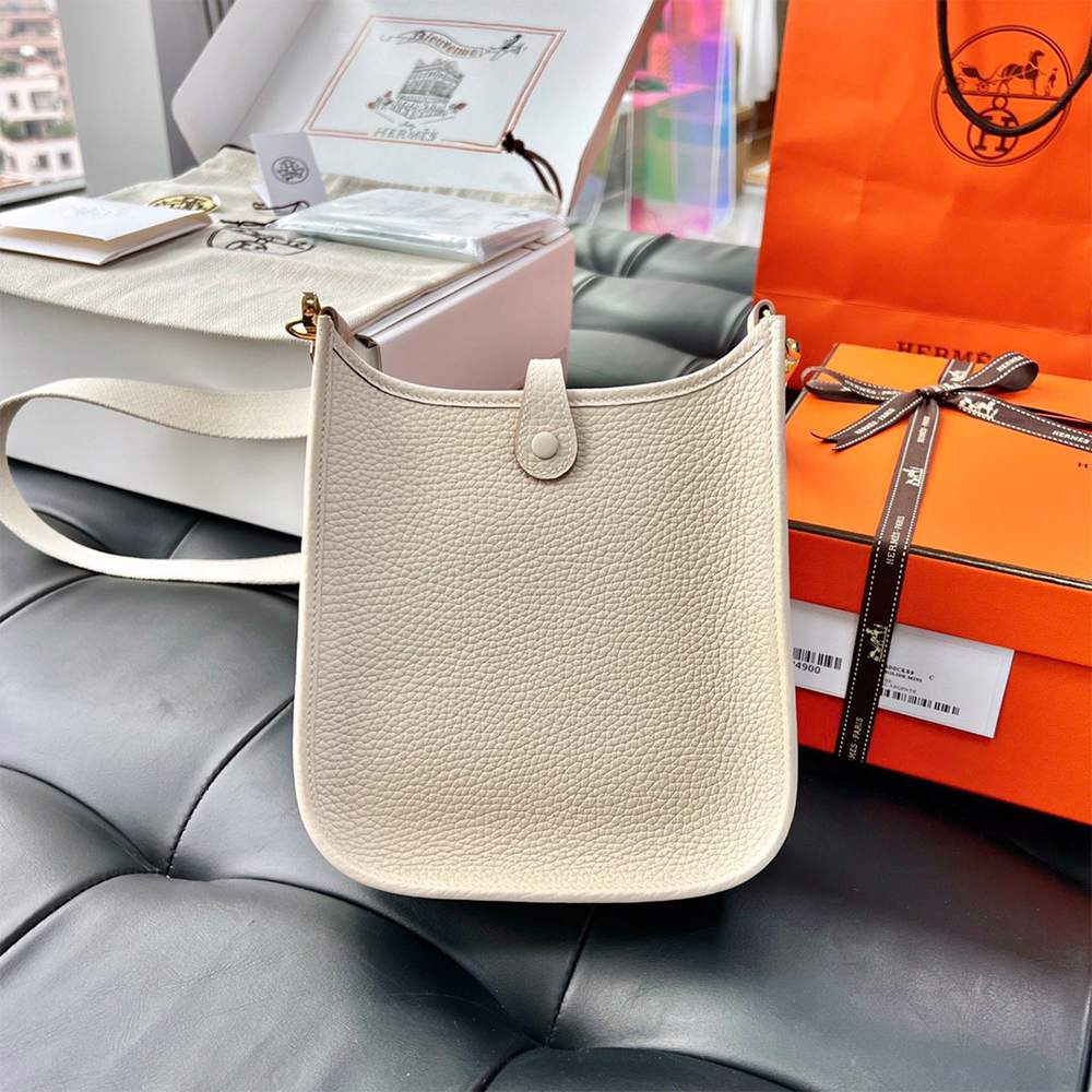H**me5 Evelyne 16(HIGH-END GRADE)