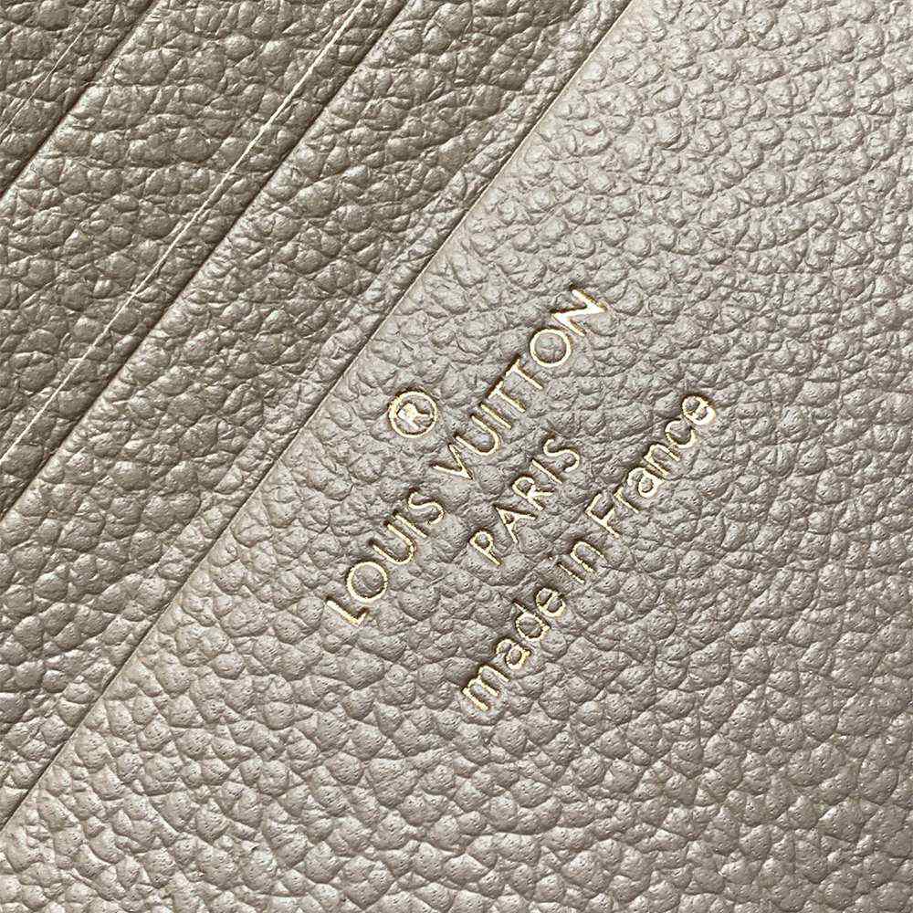 LV Wallet On Chain Ivy
