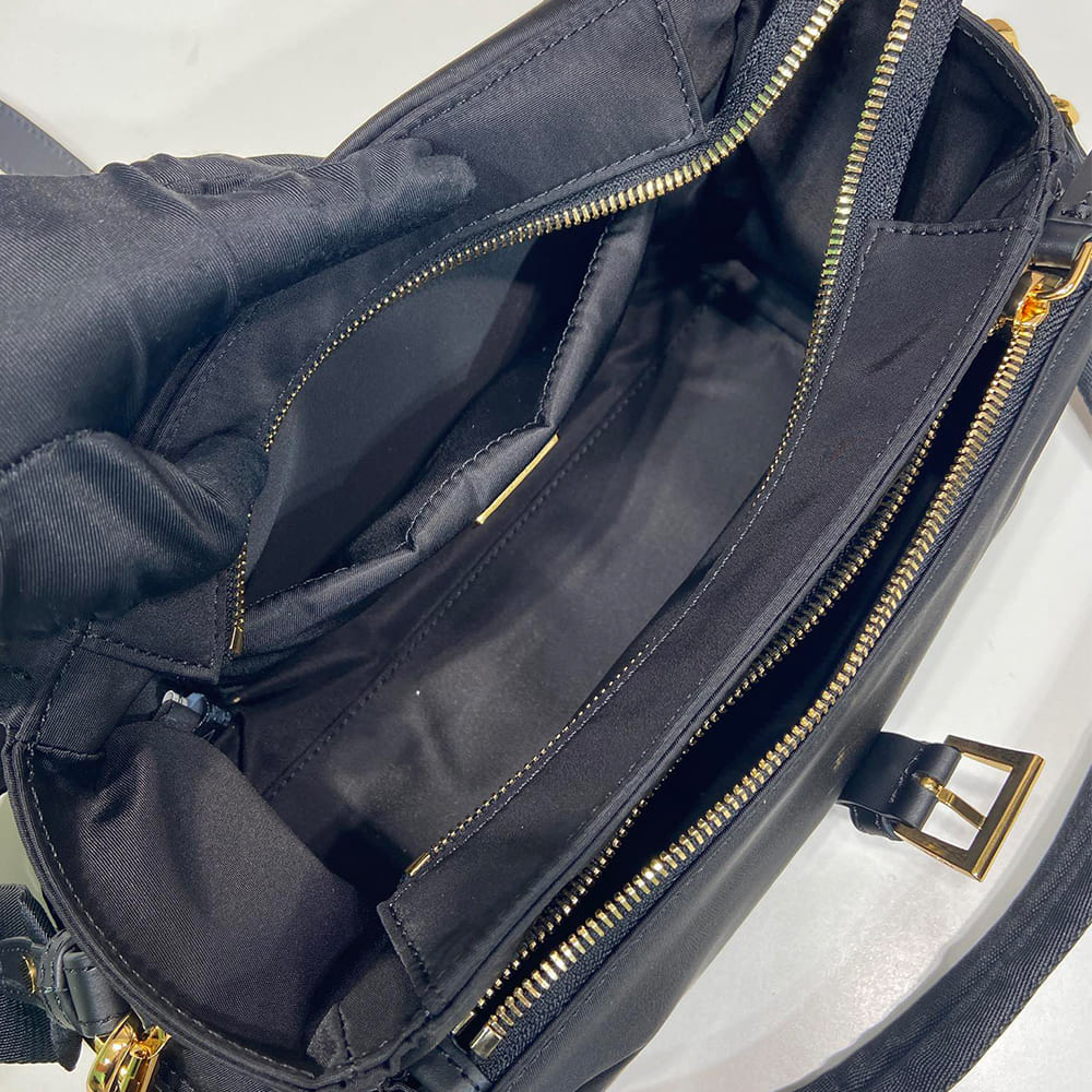 Pra*a Explore medium Re-Nylon shoulder bag with flap(HIGH-END GRADE)
