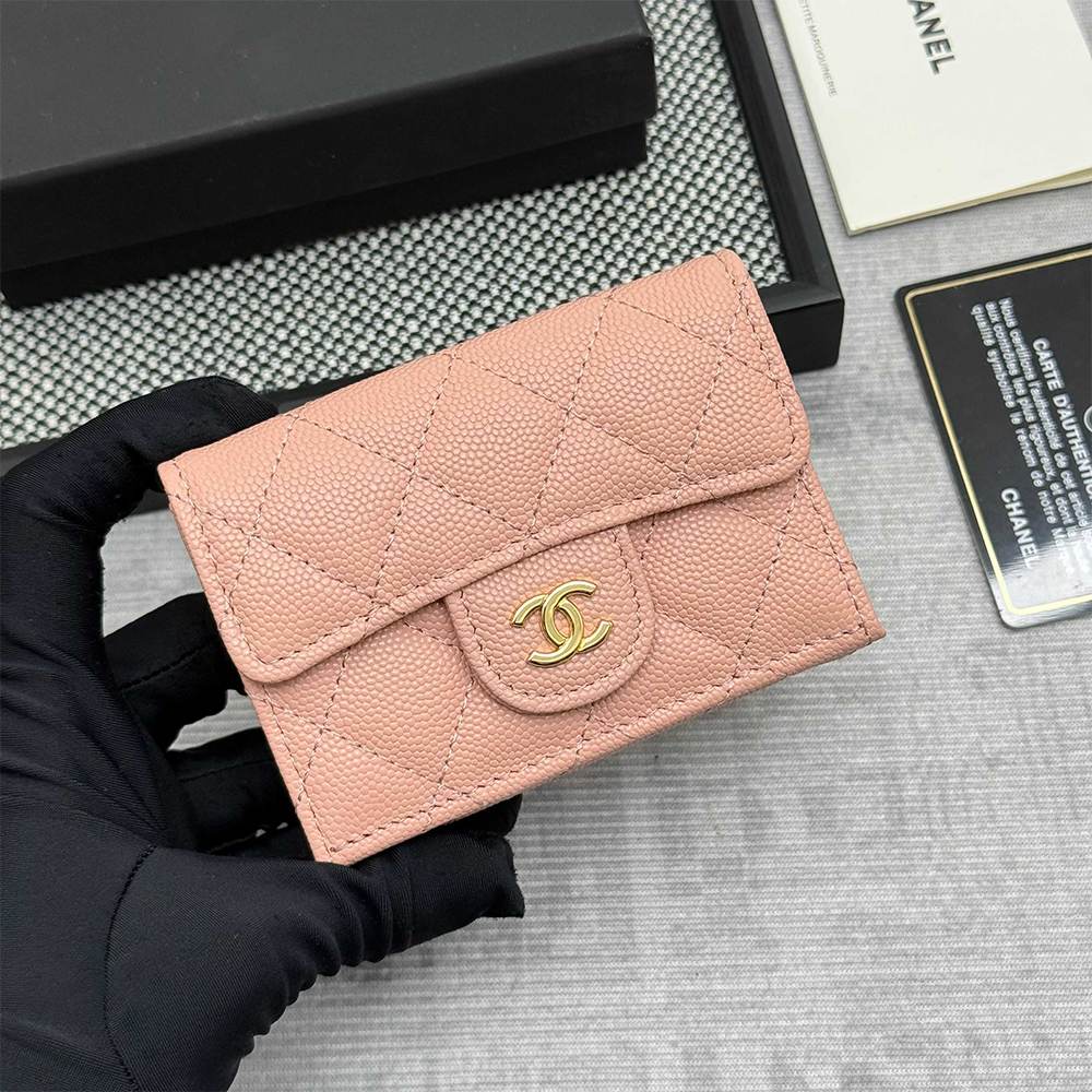 Ch**el Matelasse Classic Small Flap Tri-fold wallet