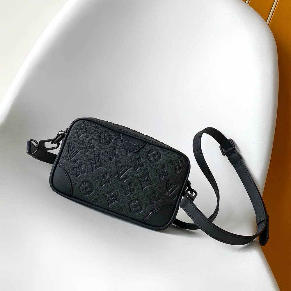 LV Trocadéro Wearable Wallet