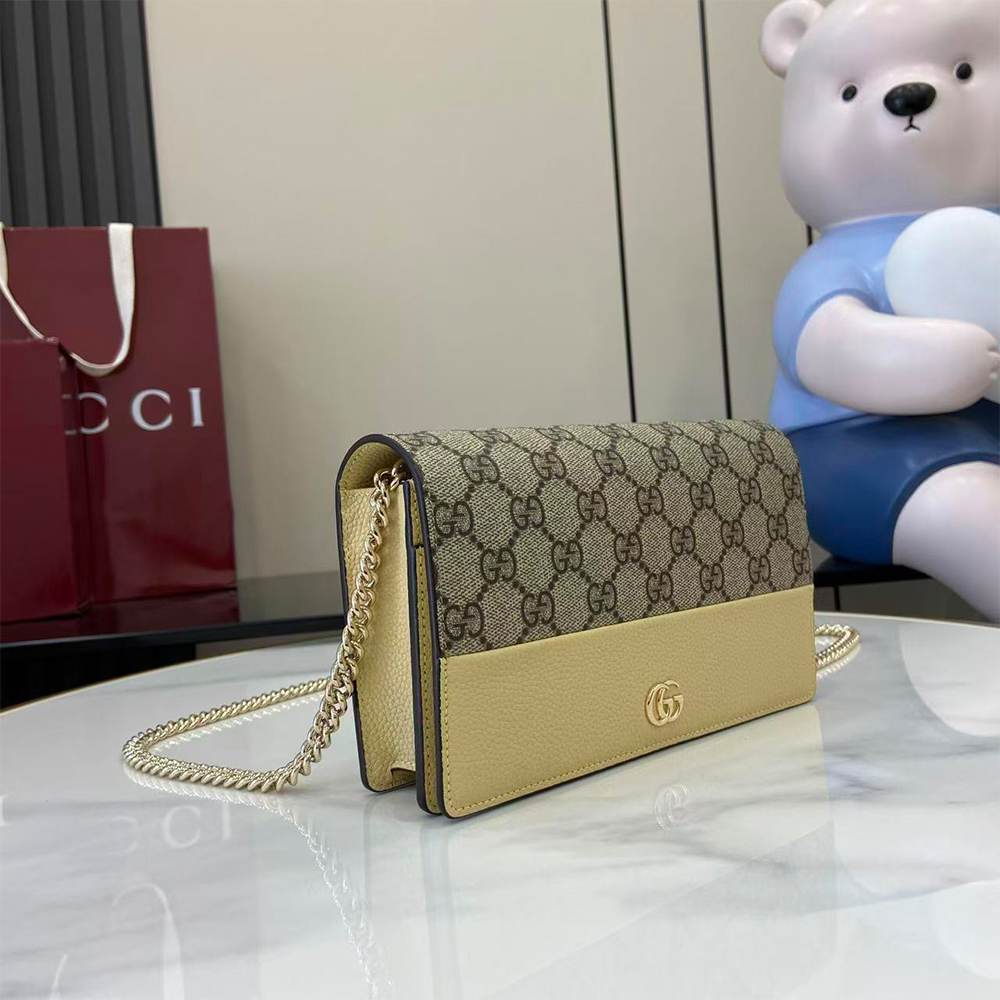 Bi-color GG Marmont wallet on chain
