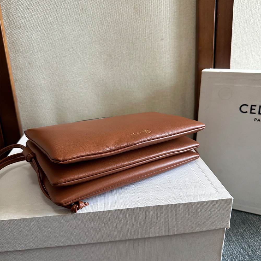 Ce1i*e TRIO FLAP IN Smooth Lambskin(HIGH-END GRADE)