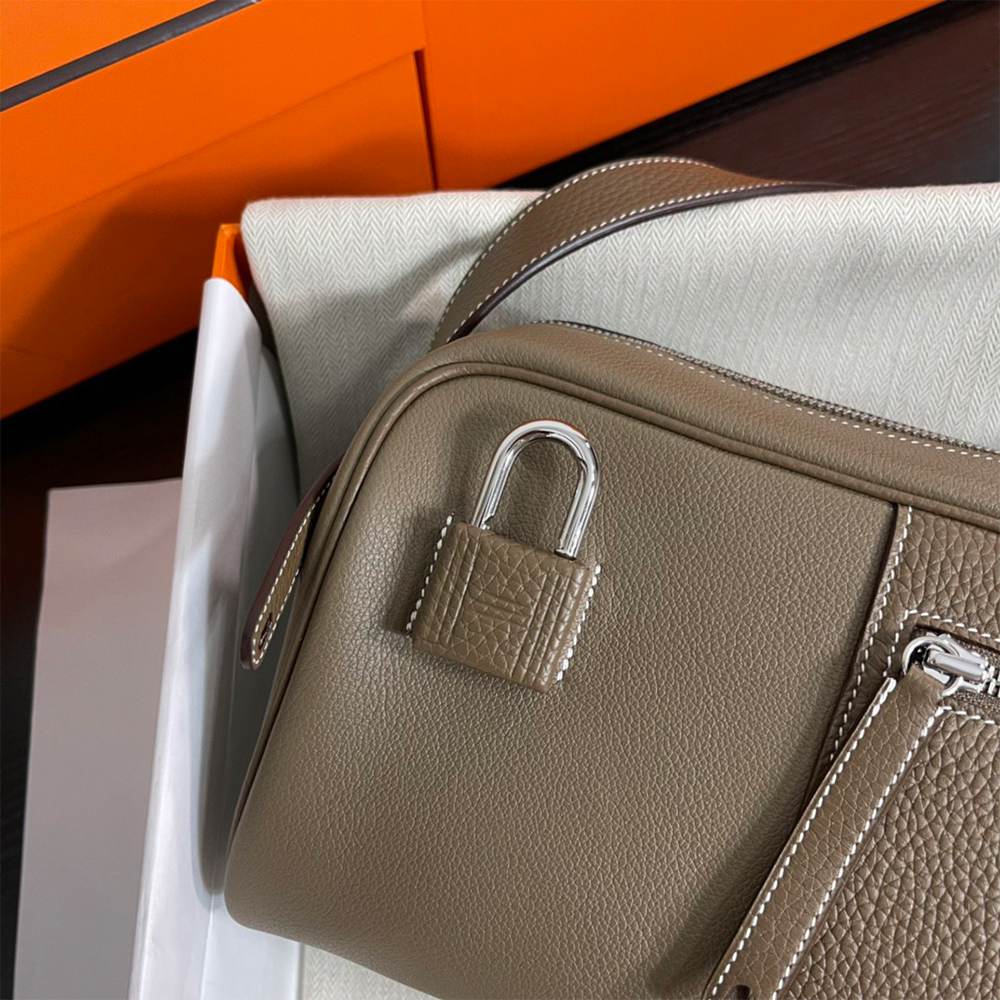 H**me5 Nouveau On Body Shoulder Bag(HIGH-END GRADE)