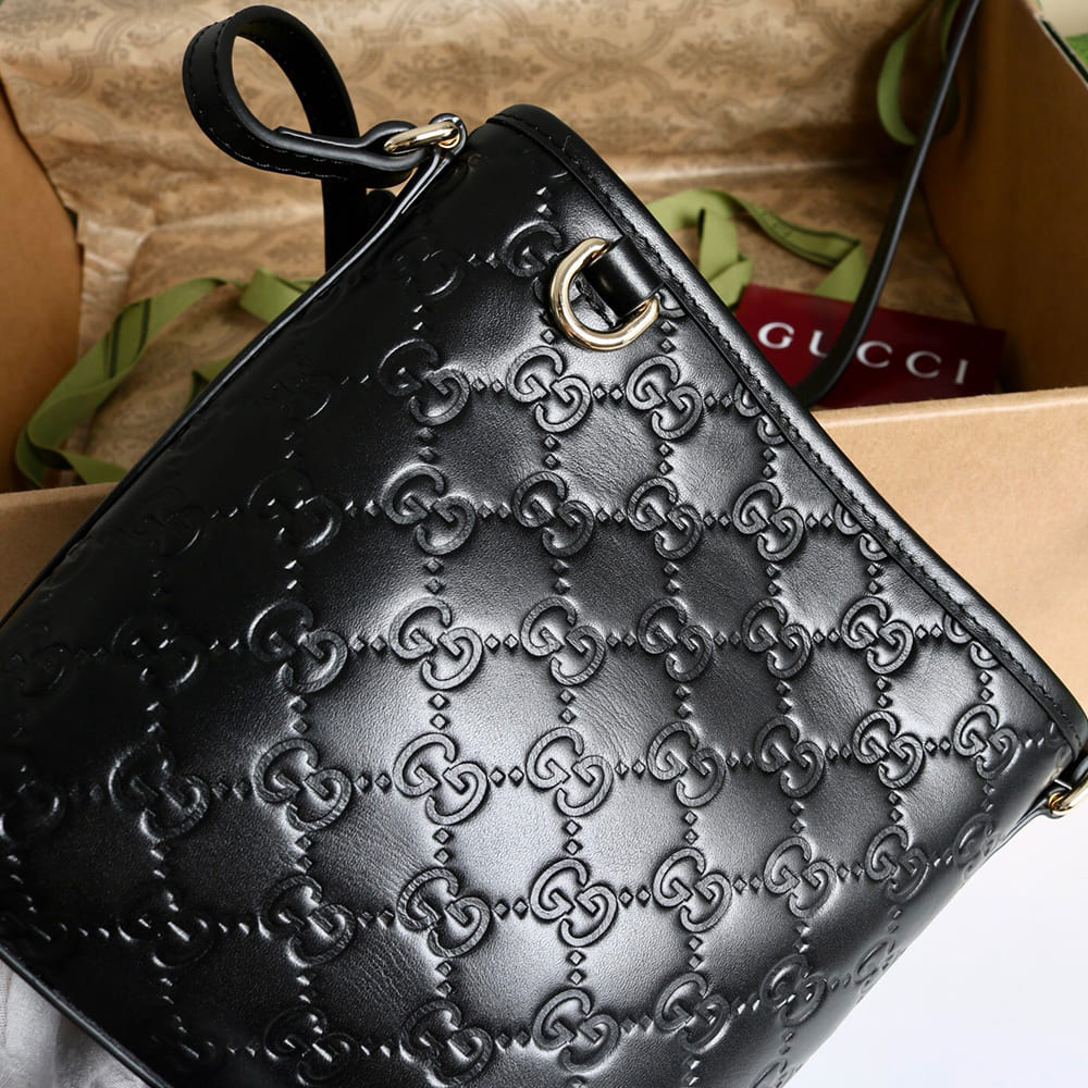 Gvc*1 GG Emblem nano bucket bag(HIGH-END GRADE)