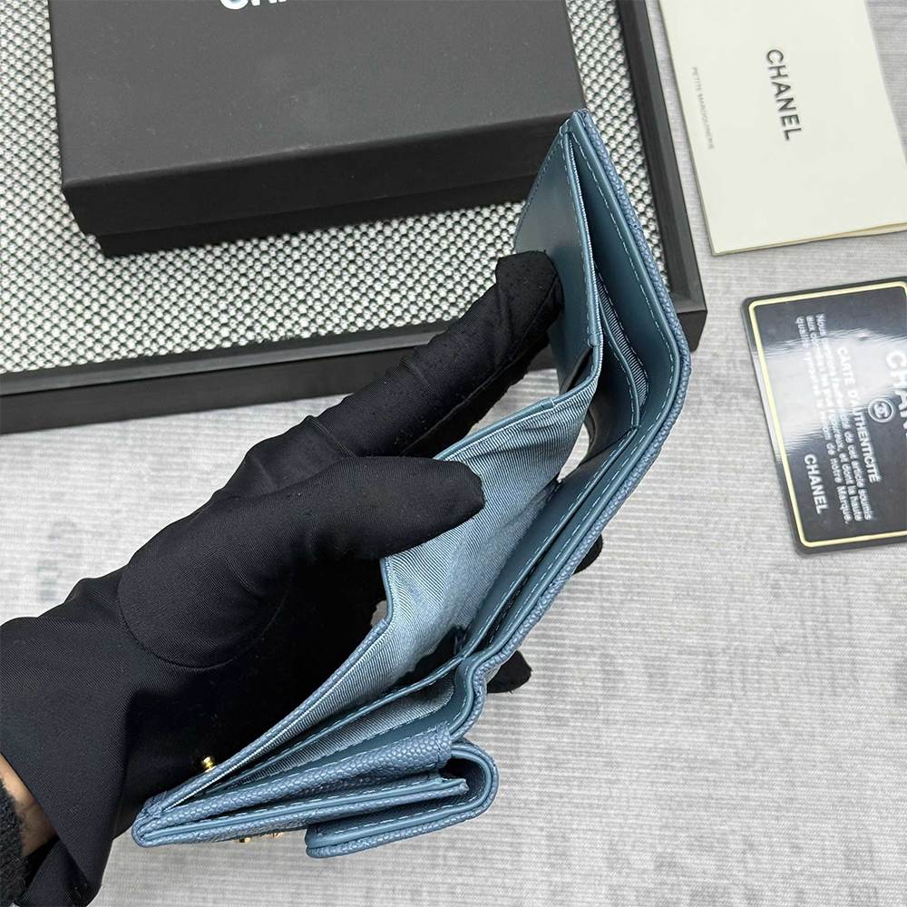 Ch**el Matelasse Classic Small Flap Tri-fold wallet