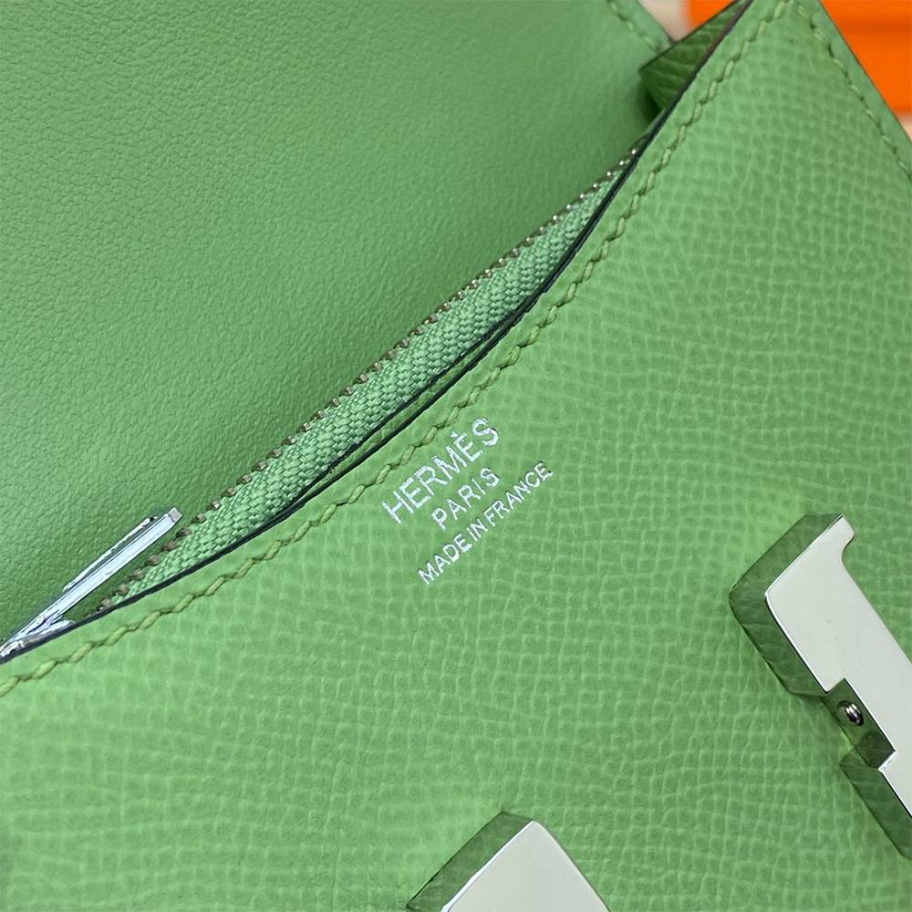 H**me5 Constance Slim wallet(HIGH-END GRADE)